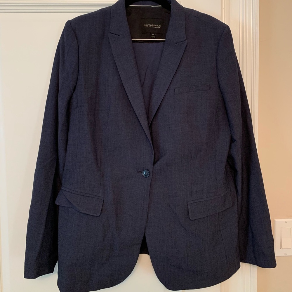 Banana Republic, Lind and Lean Blazer